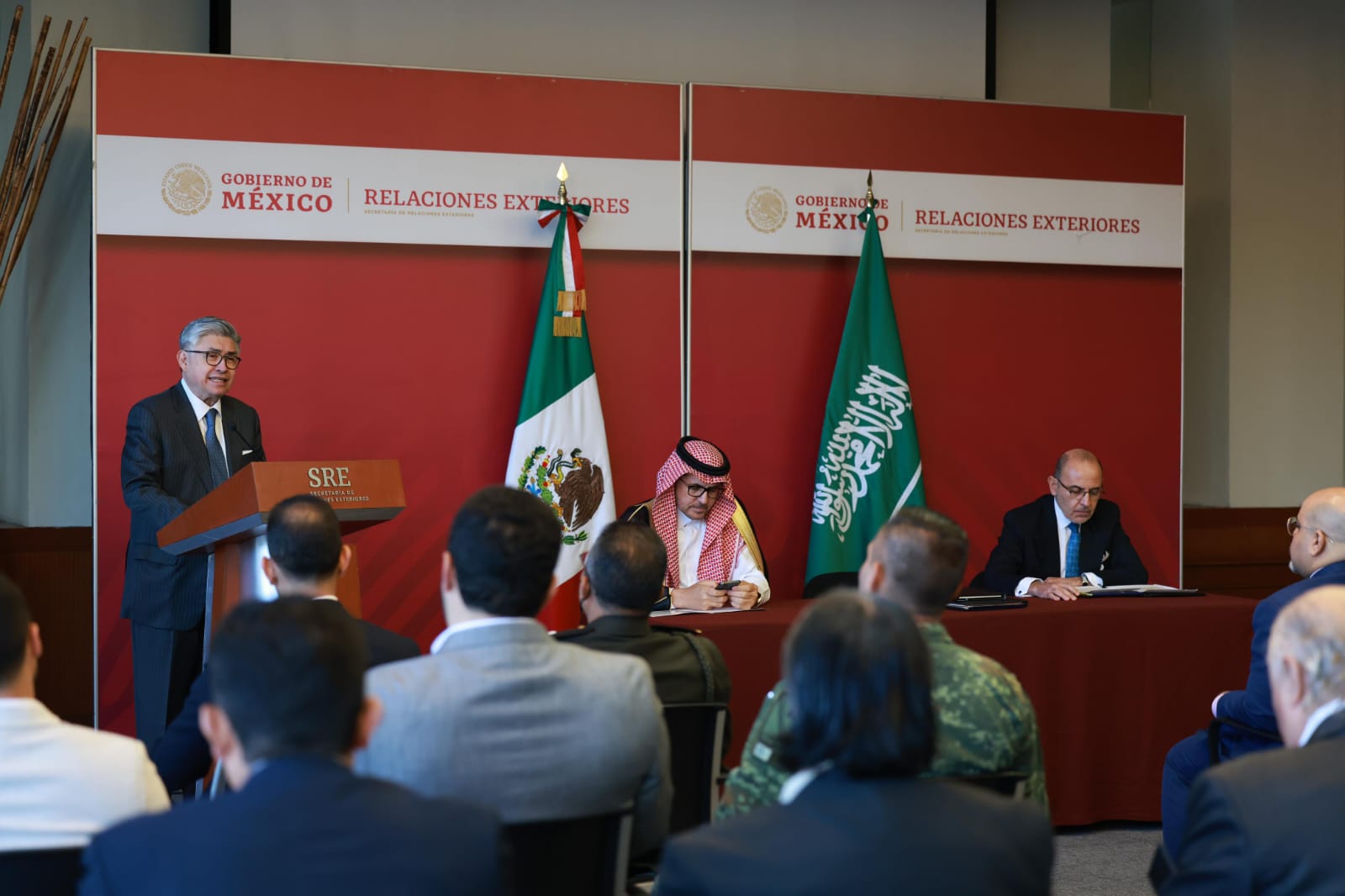#Nacional | La Secretaría de Relaciones Exteriores busca promover posibles inversiones extranjeras en México mediante la visita de empresarios de Arabia Saudita