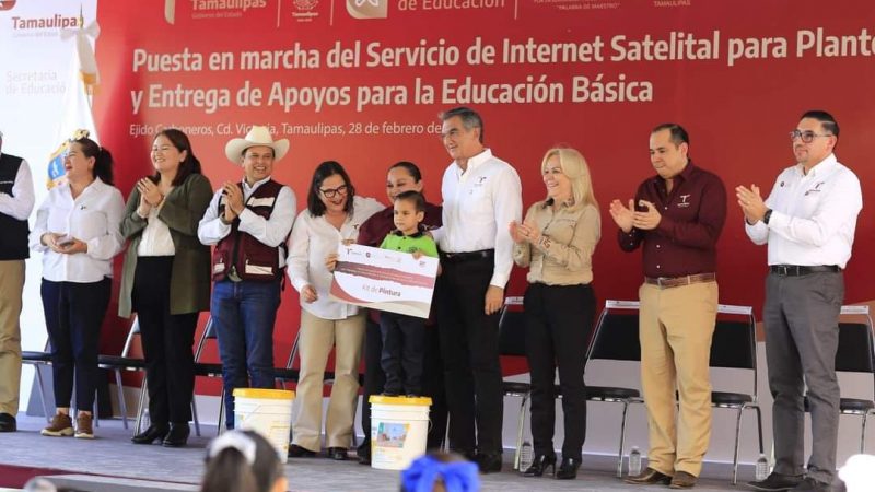 «Inauguran Internet Satelital y Apoyos a Planteles Educativos en Zonas Rurales de Tamaulipas por el Gobernador y el Alcalde de Victoria en el Ejido Carboneros»