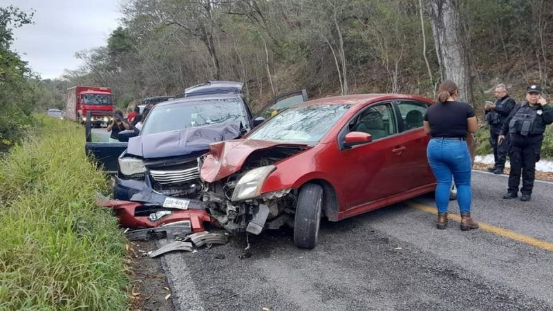 Choque en Carretera Victoria-Monterrey Provoca Cierre de Circulación y Personas Lesionadas