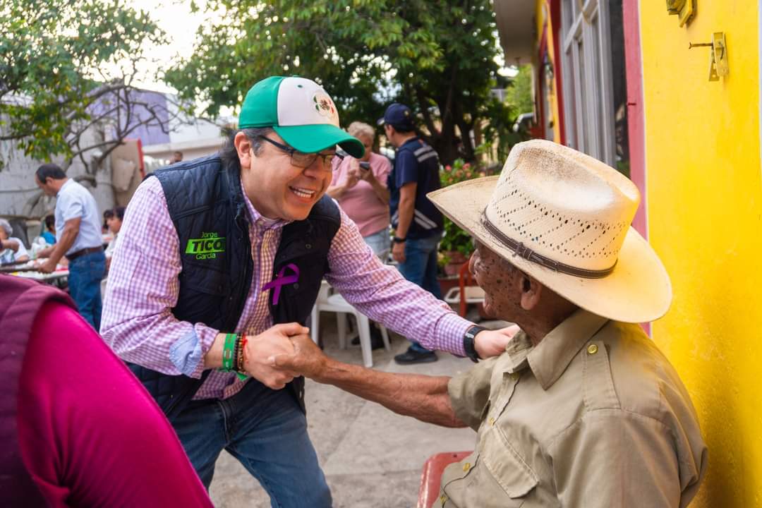 Jorge «Tico» García se Retira; Promete Apoyo a Lalo Gattás