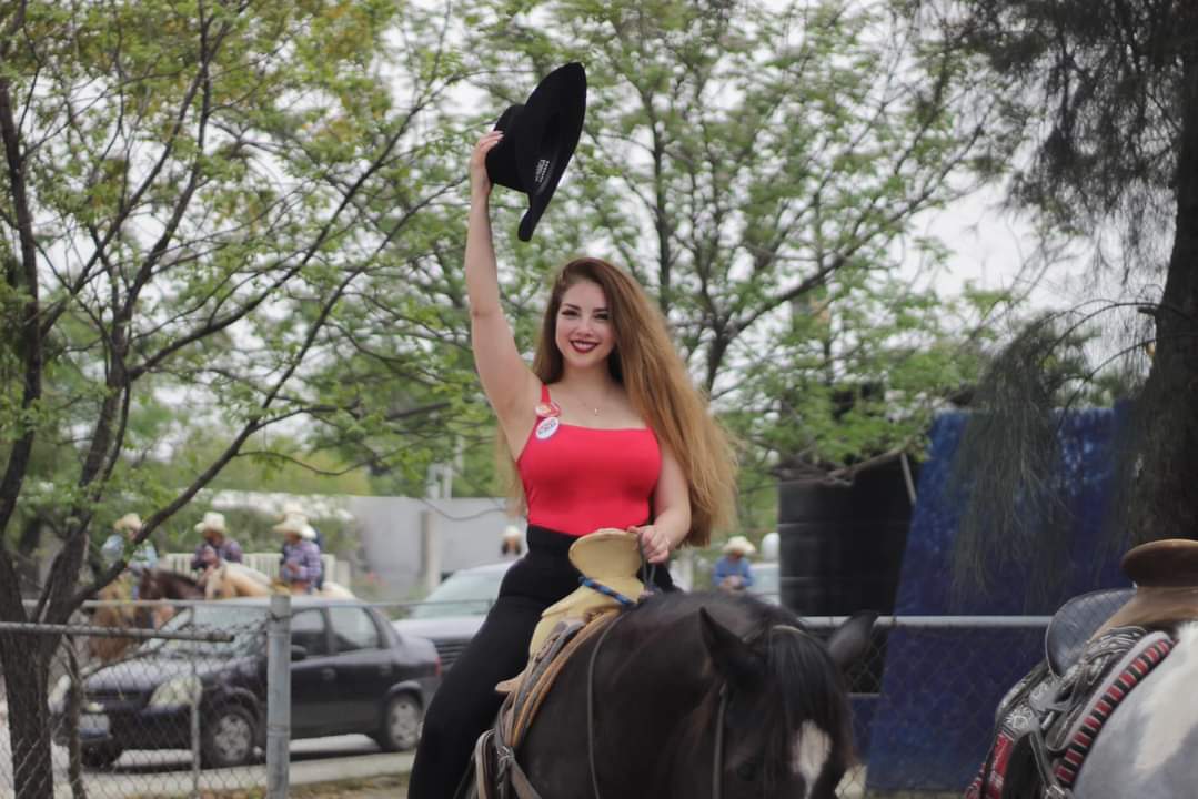Celebración Cultural y Ecuestre: Una Experiencia Única en Casas Tamaulipas con Cendy Robles