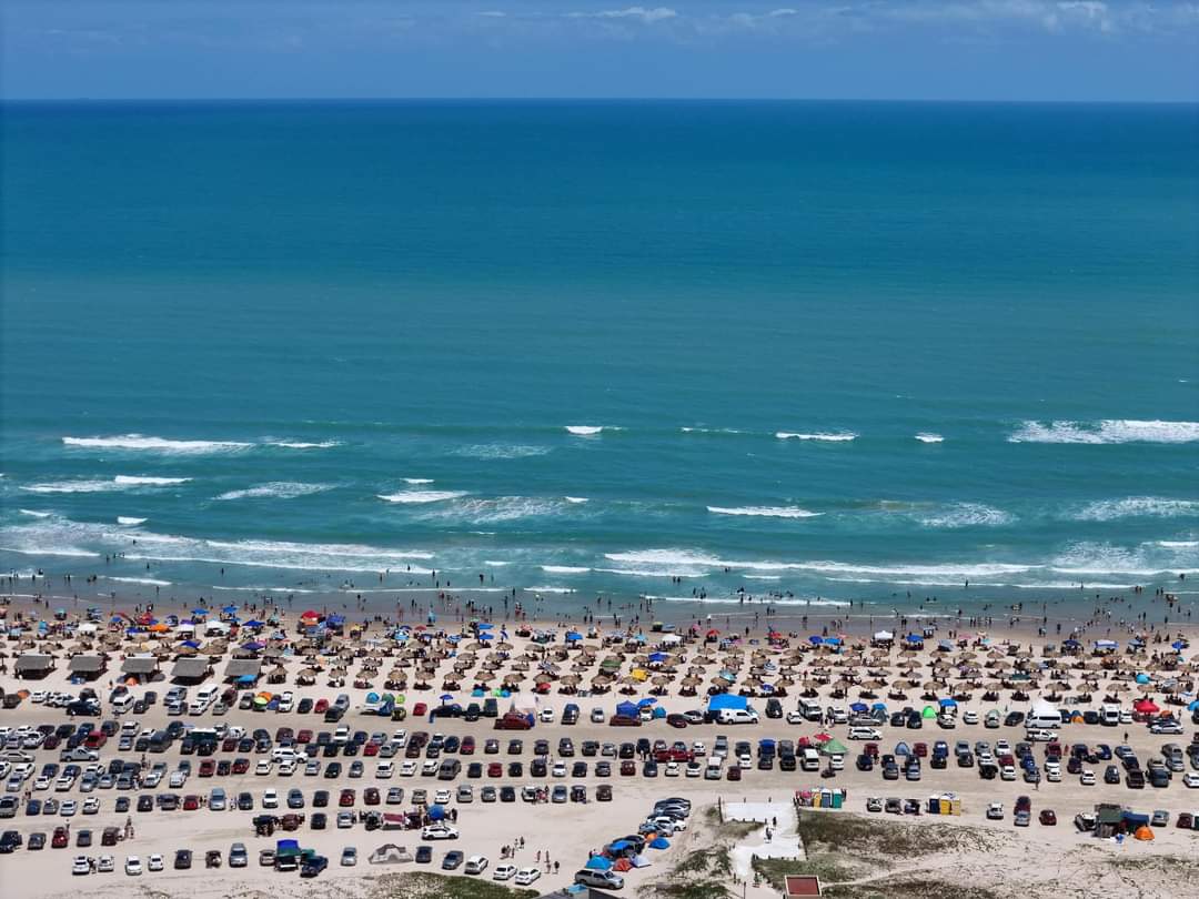 Récord de Afluencia en Playa Miramar durante Viernes Santo