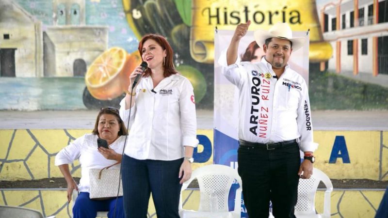 Imelda Sanmiguel y Arturo Núñez proponen pensiones a los 60 años en Padilla
