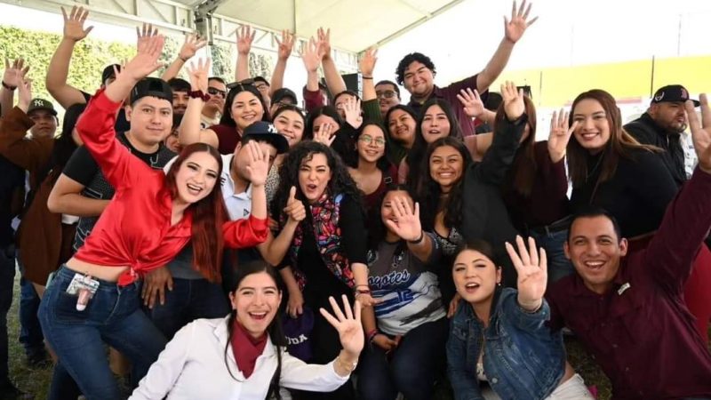 «Encuentro Universitario: Olga Sosa Destaca la Trascendencia de la Participación Juvenil en Reynosa»