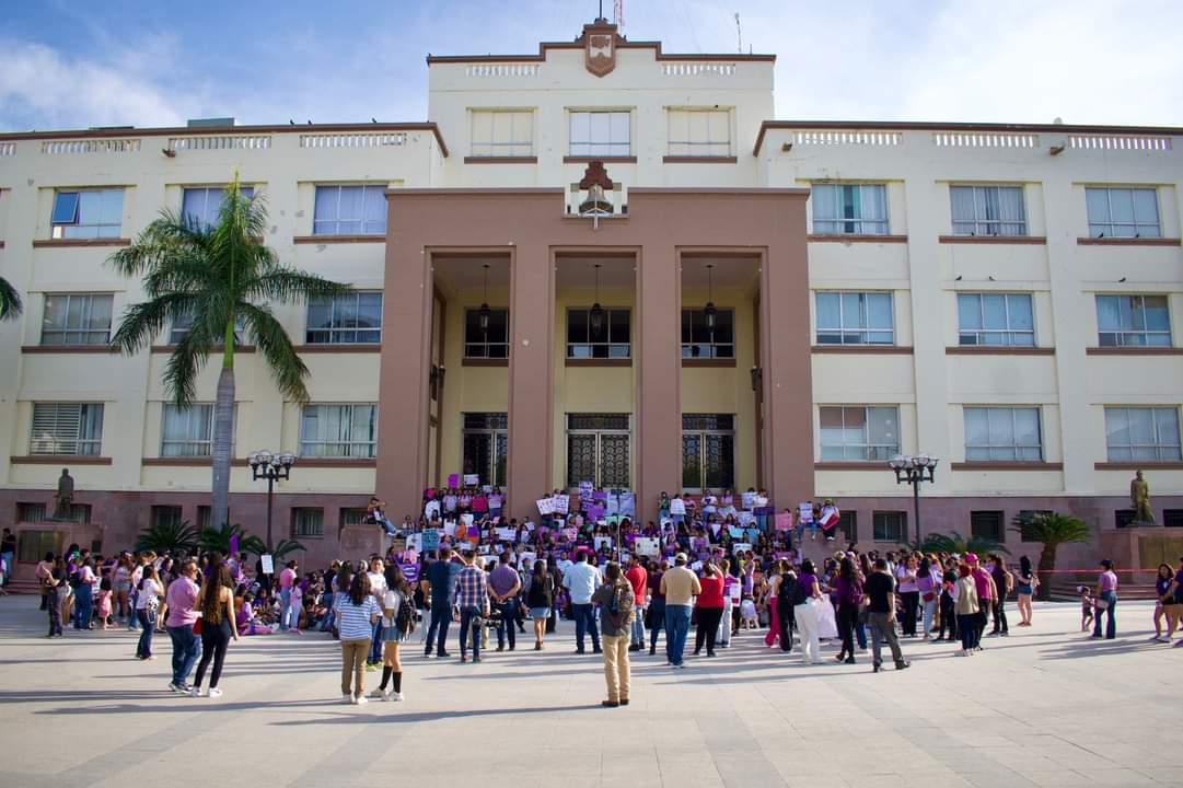 Unidas marcharon feministas en Cd. Victoria se para conmemorar el Día Internacional de la Mujer