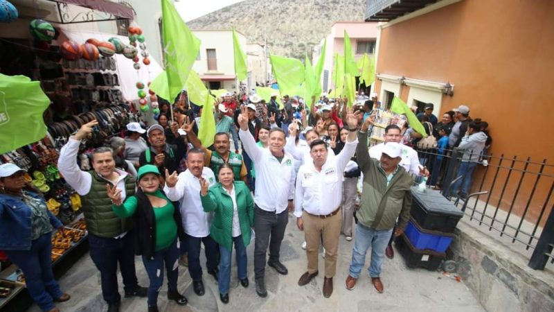 Compromiso Total con los Programas Sociales del Presidente AMLO: Eugenio Hernández Flores en Tula