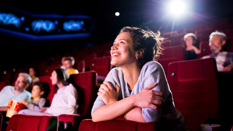 La Suprema Corte dictamina que las películas deben incluir ‘audiodescripción’ como medida inclusiva en los cines de México