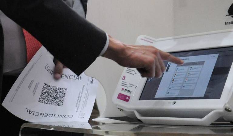 INE analiza incremento de registros para voto en el extranjero