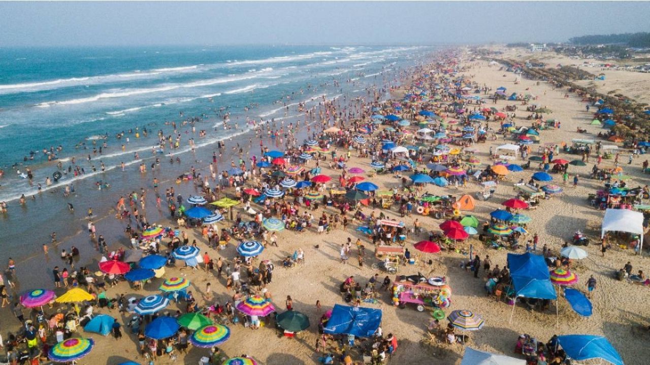 Exitoso primer fin de semana en playa Miramar: Casi 200 mil visitantes