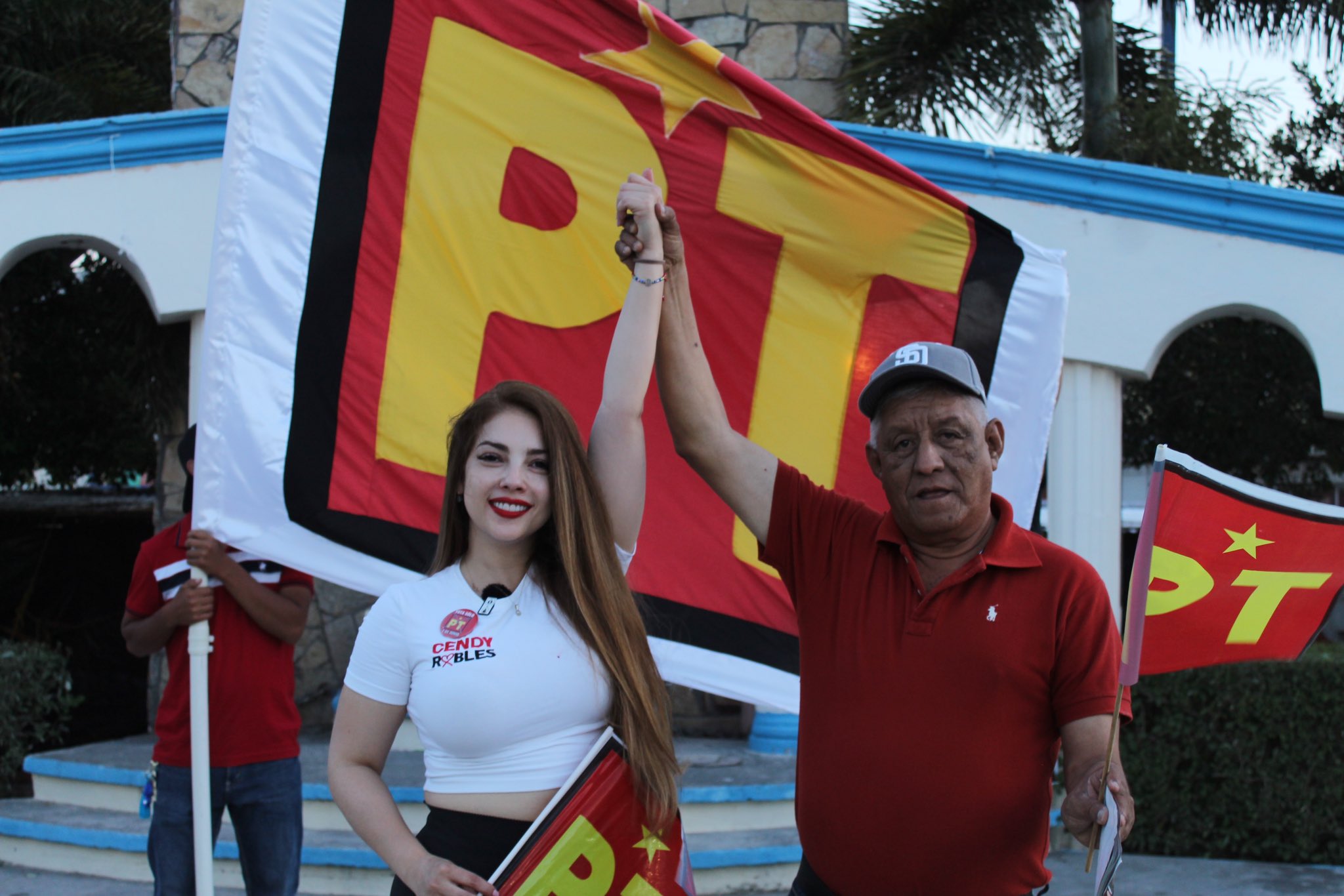 Cendy Robles comprometida con la ciudadanía: Recorre San Fernando en su campaña al Senado