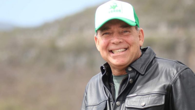 Eugenio Hernández suma 5,685 kilómetros en su campaña rumbo al Senado