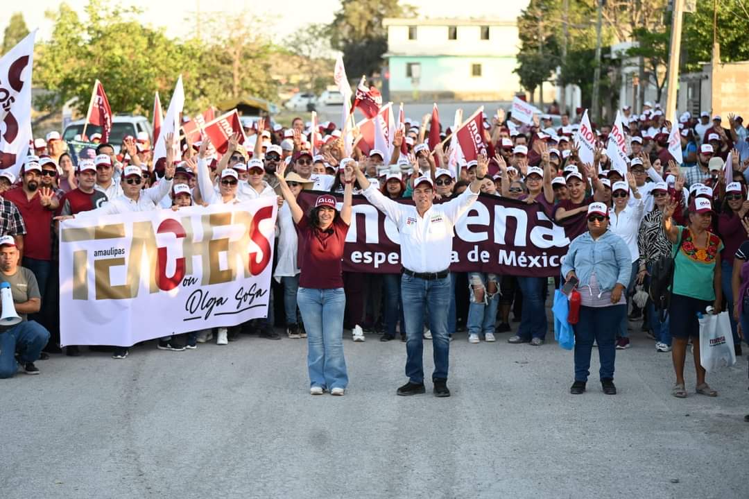 Olga Sosa y Pepe Braña recorre la colonia Azteca de Ciudad Victoria con entusiasmo y pasión por delante