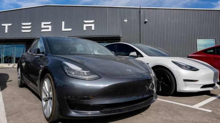 Riesgo Detectado en 4 Mil Tesla en México: Autoridades Llaman a Revisión