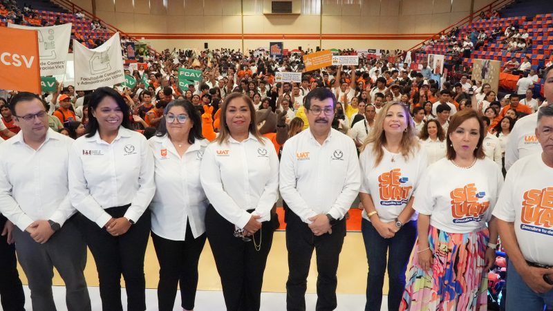 Vive la UAT una fiesta para recibir a estudiantes de bachillerato