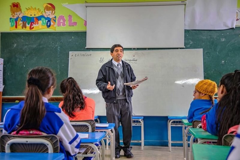 Por qué celebramos el Día del Maestro el 15 de mayo