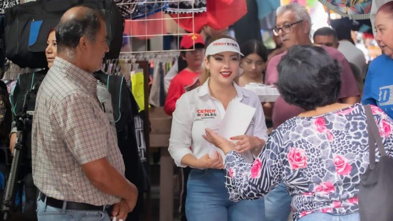 «Cendy Robles impulsa su mensaje anticorrupción en el Tianguis de Jarachina: Compromiso por una política transparente en Reynosa
