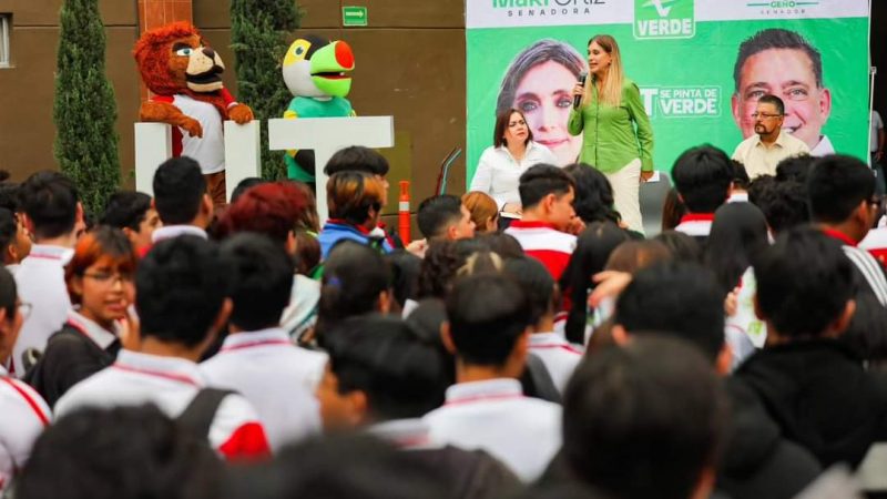 Maki Esther Ortiz Domínguez dialoga con más de mil universitarios sobre políticas públicas