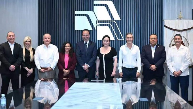 Agentes Aduanales de Nuevo Laredo Reciben el Respaldo de Olga Sosa y JR Gómez Leal en Pro del Comercio Exterior