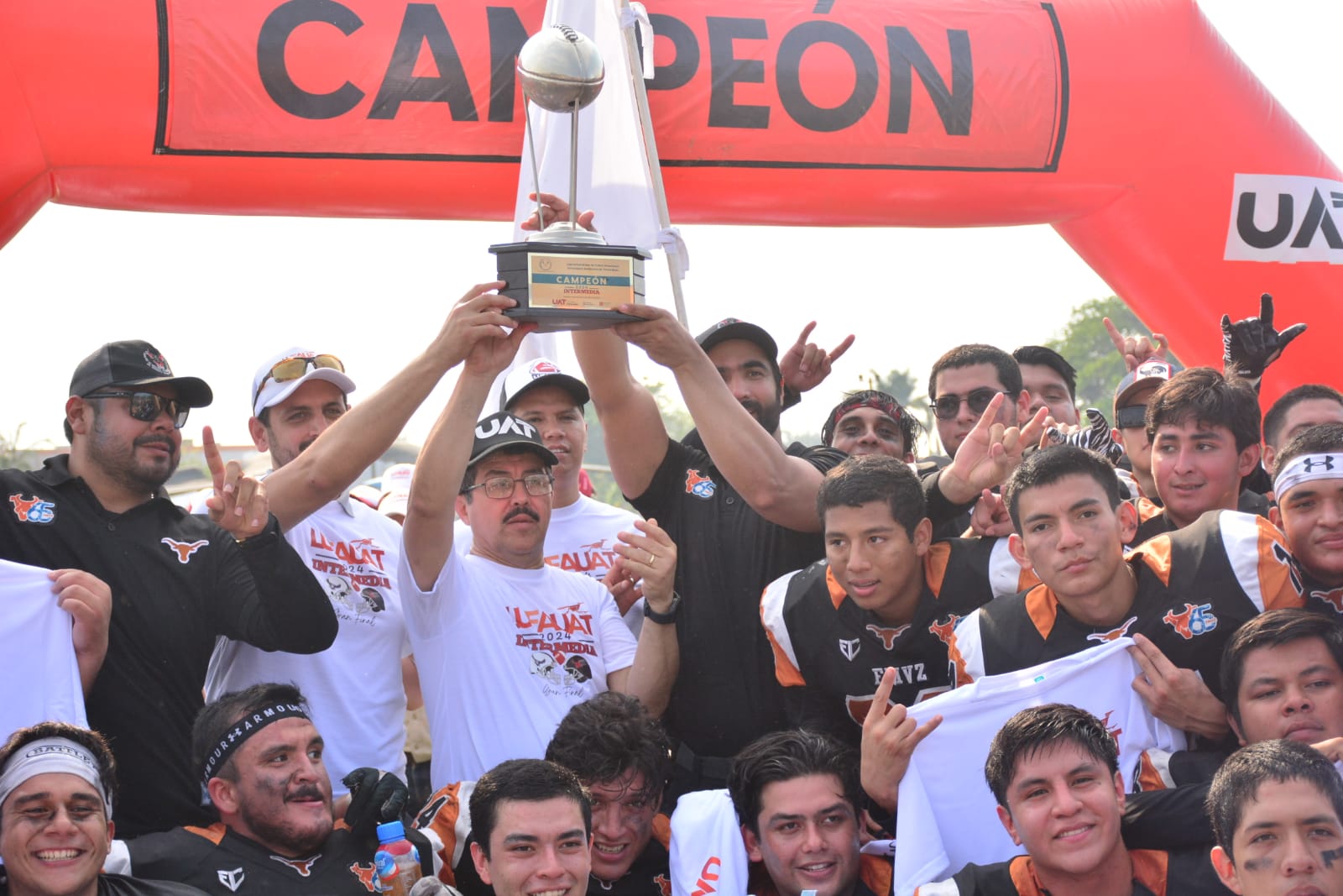 Es Cuernos Largos FMVZ bicampeón de la LUFAUA