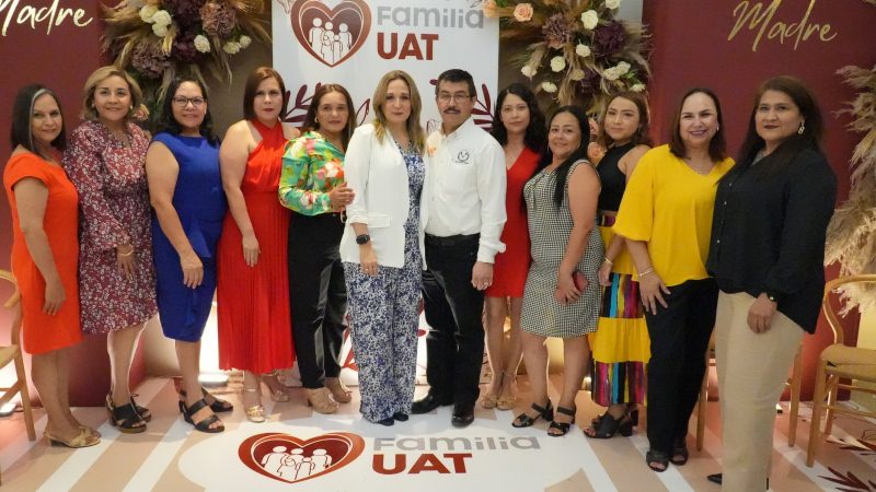 Preside el rector festejos en honor a las madres trabajadoras del SUTUAT