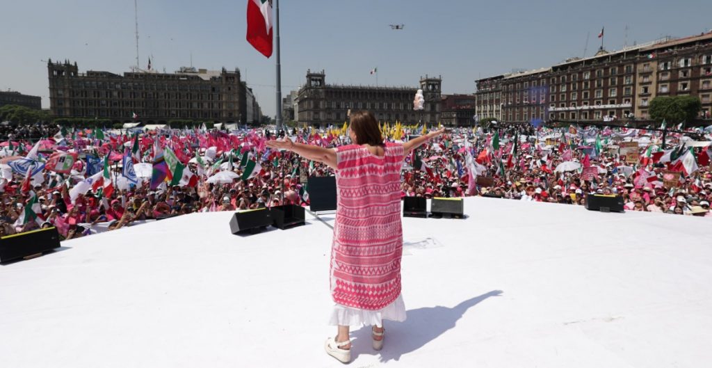 Marea Rosa Impulsa Cierre de Campaña de Xóchitl Gálvez, Según Líderes de la Oposición