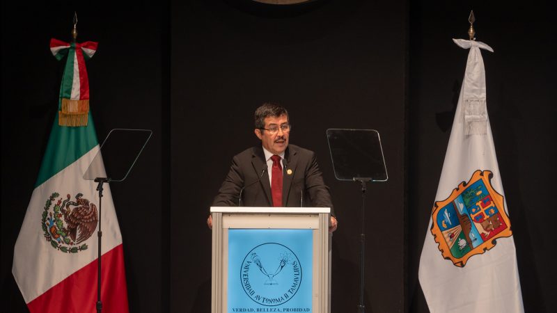 Formará la UAT a estudiantes desde una visión humanista y de responsabilidad social