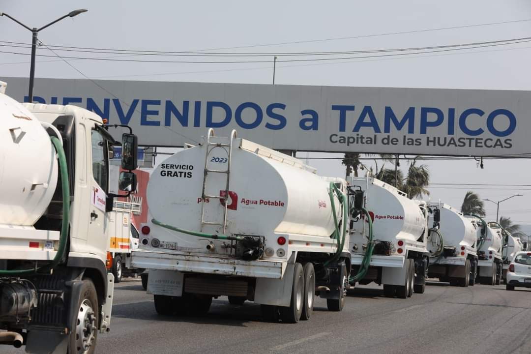 Envía Gobierno de Tamaulipas camiones cisterna para mitigar crisis hídrica en el sur