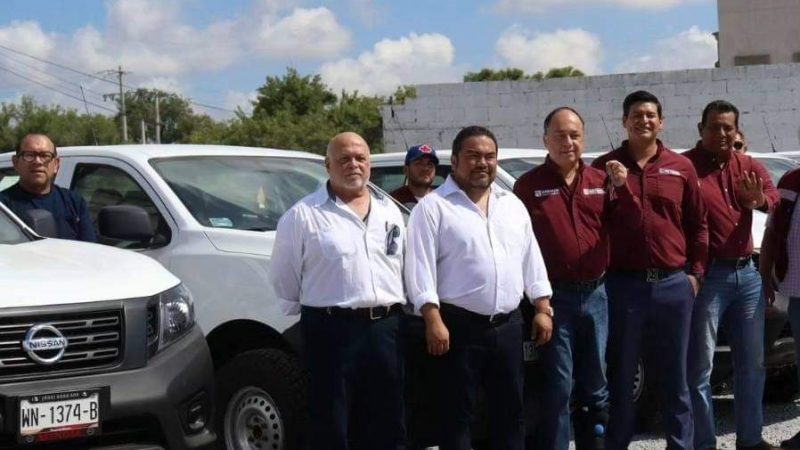 Alcalde de Reynosa Entrega Nuevas Unidades a COMAPA, Impulsando Mejoras en el Servicio de Agua y Alcantarillado