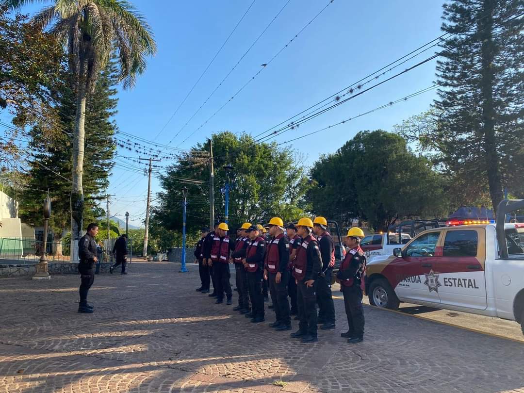 Plan Tamaulipas moviliza equipos para combatir incendio forestal en Gómez Farías