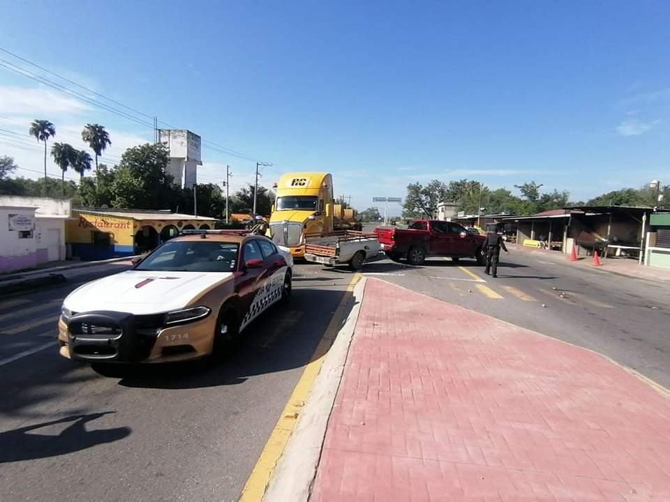 Colisión cierra la Carretera #Victoria- #Monterrey en dirección norte a sur