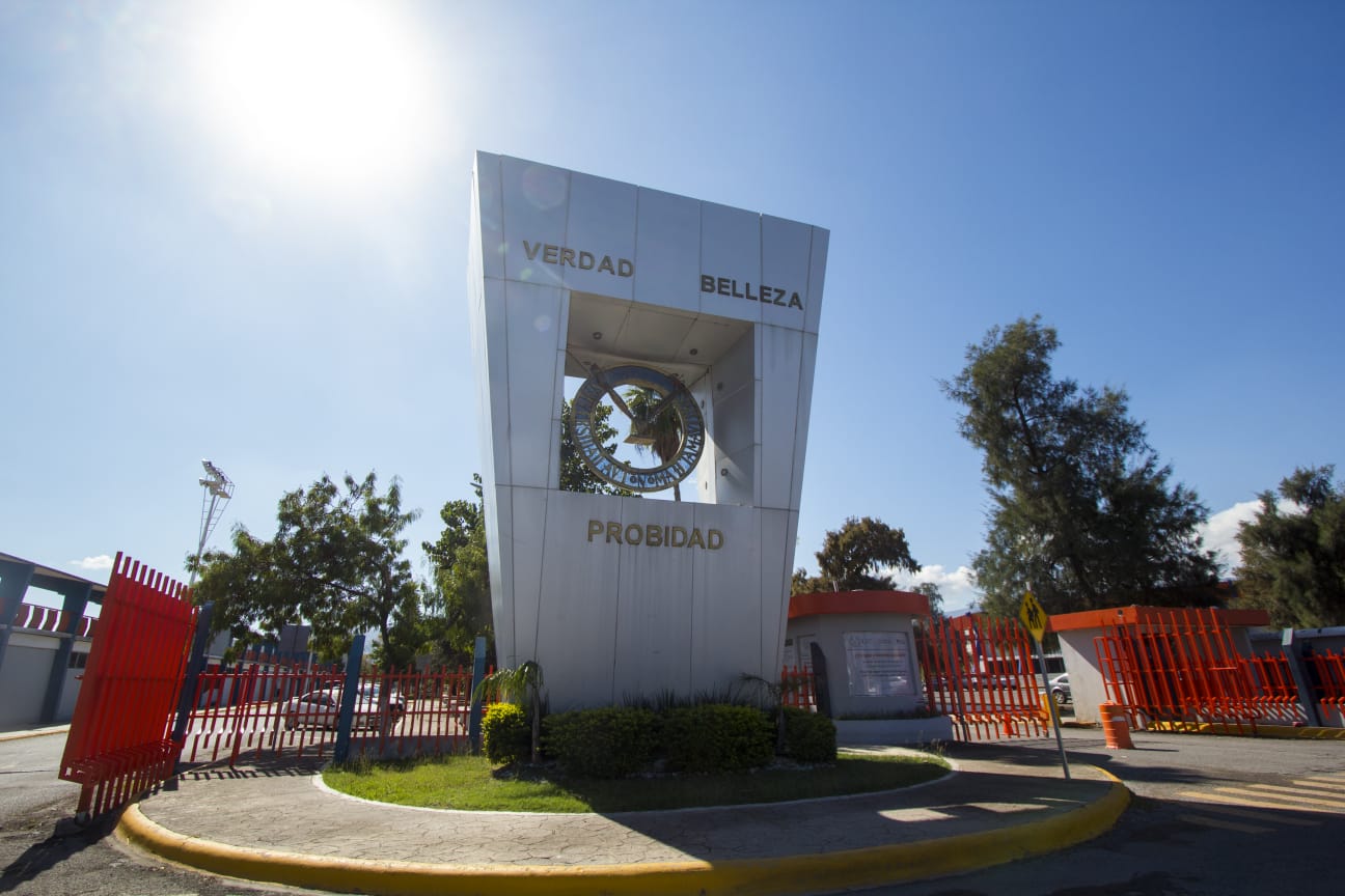 Atento aviso a la Comunidad Universitaria UAT