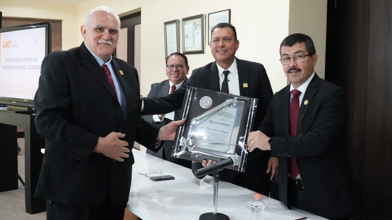 Celebra el SUTAUAT el 20 aniversario de su fundación