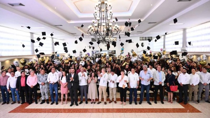 Senadora Electa Olga Sosa Ruíz Celebra Graduación de Nuevos Profesionistas del Conalep en El Mante