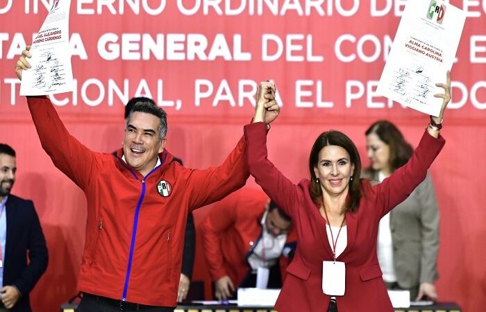 Alejandro Moreno y Carolina Viggiano Reelectos en el PRI con Amplia Mayoría