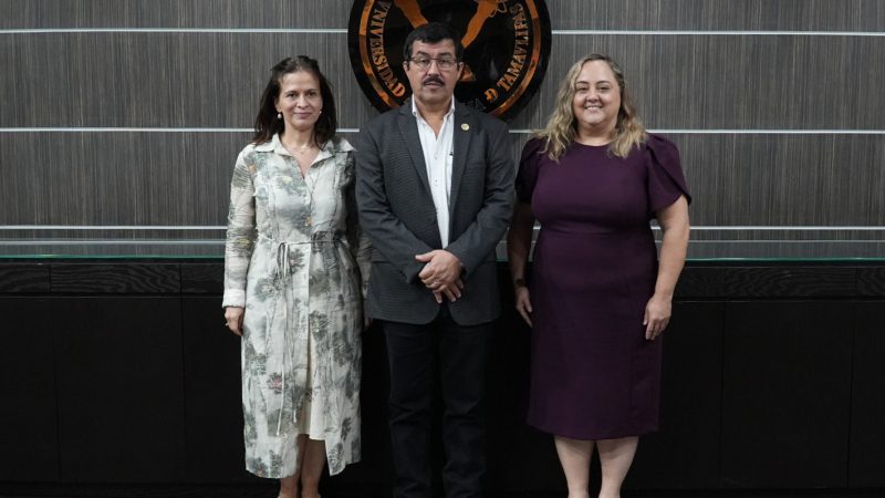 La UAT y Microsoft plantean un proyecto de inteligencia artificial enfocado en la educación