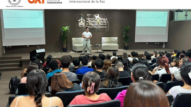 Imparte UAT conferencia a estudiantes por el Día Internacional de la Paz