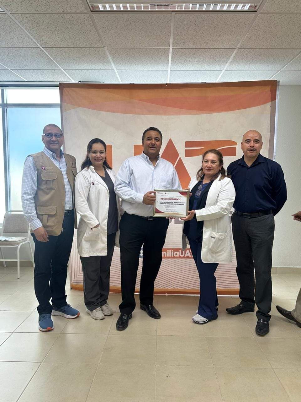 Estudiantes y catedráticos de la UAT participan en campaña de donación voluntaria de sangre