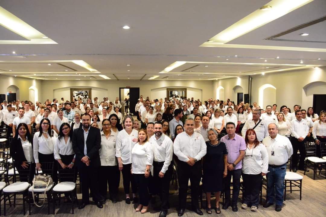 Docentes de Inglés de Tamaulipas se Reúnen en el Encuentro Pedagógico “Teachers Moving Forward”