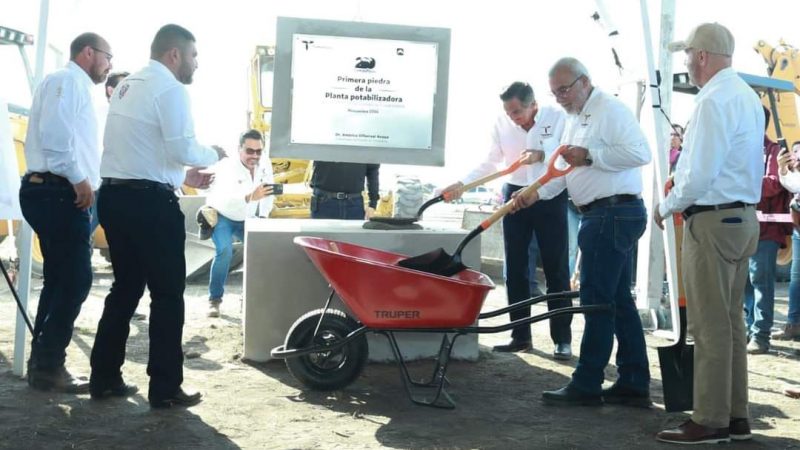 Se Coloca la Primera Piedra de la Nueva Planta Potabilizadora para el Acueducto Vicente Guerrero