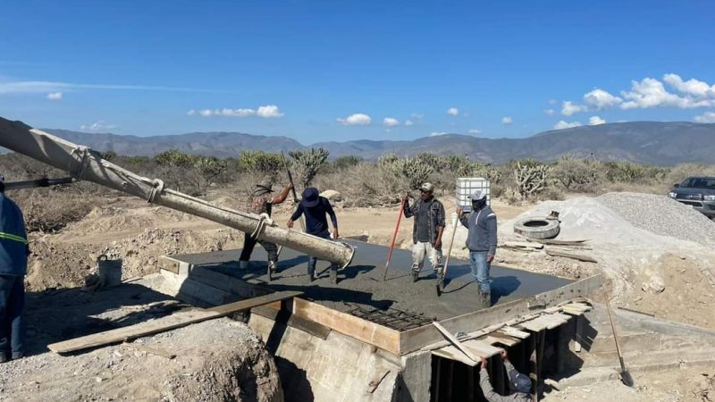 Secretaría de Obras Públicas Rehabilita Camino en Tula para Mejorar Conectividad Rural