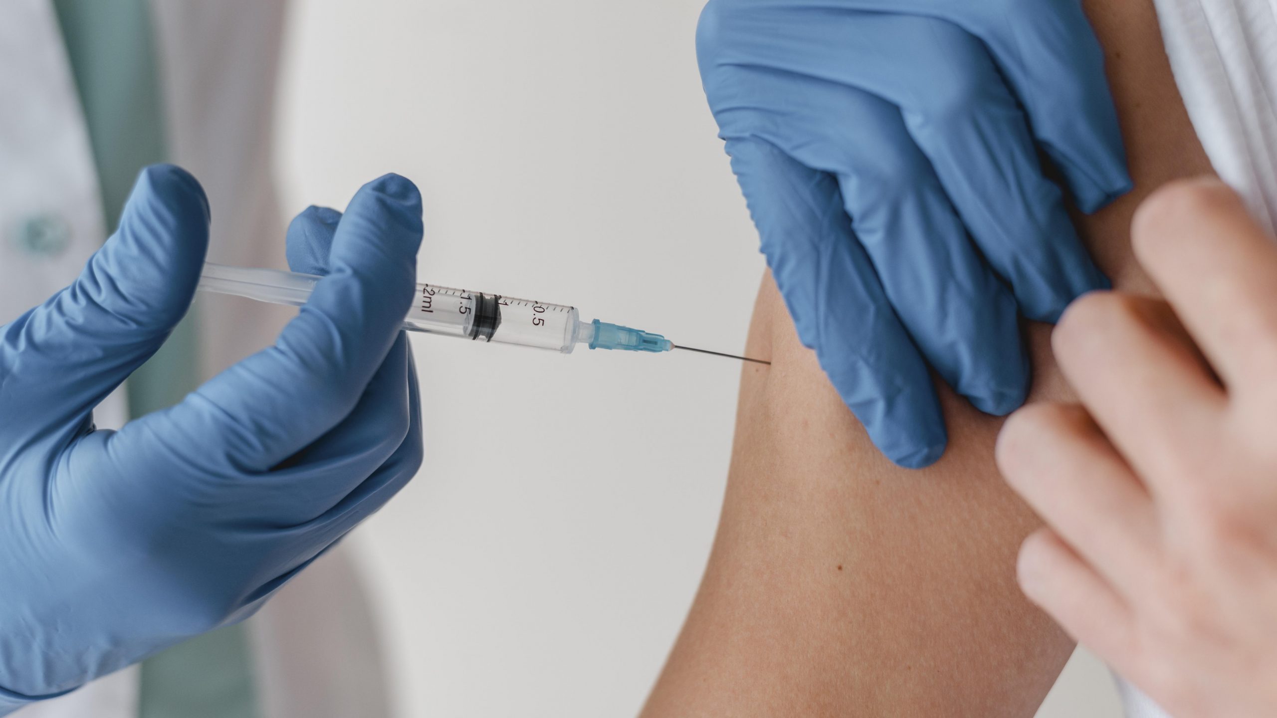 Salud de Tamaulipas Lanza Llamado a Vacunarse contra Influenza, COVID-19 y Neumococo ante Temporada Invernal