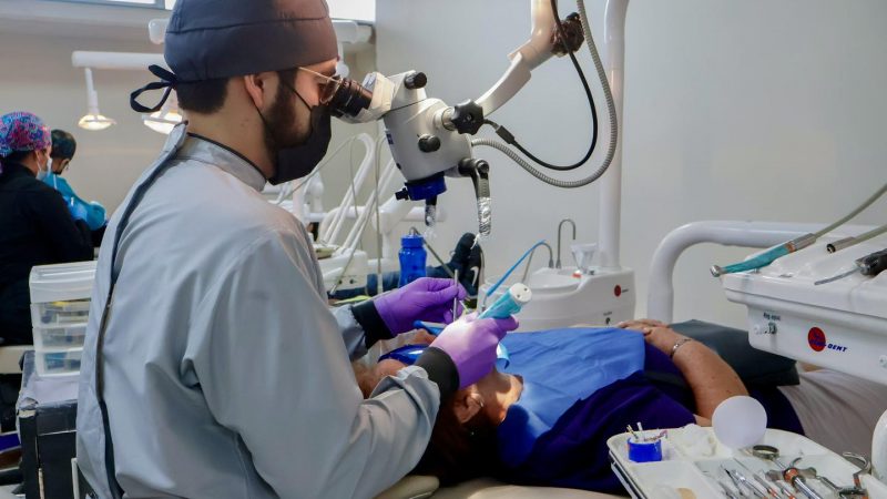 La UAT es referente en clínicas de salud dental con servicios de calidad y  bajo costo