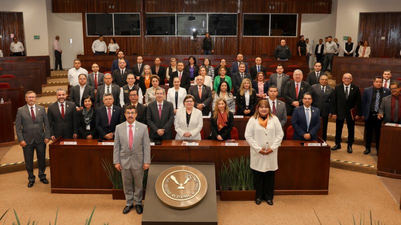 Refuerza la UAT estrategias para la formación integral del estudiante