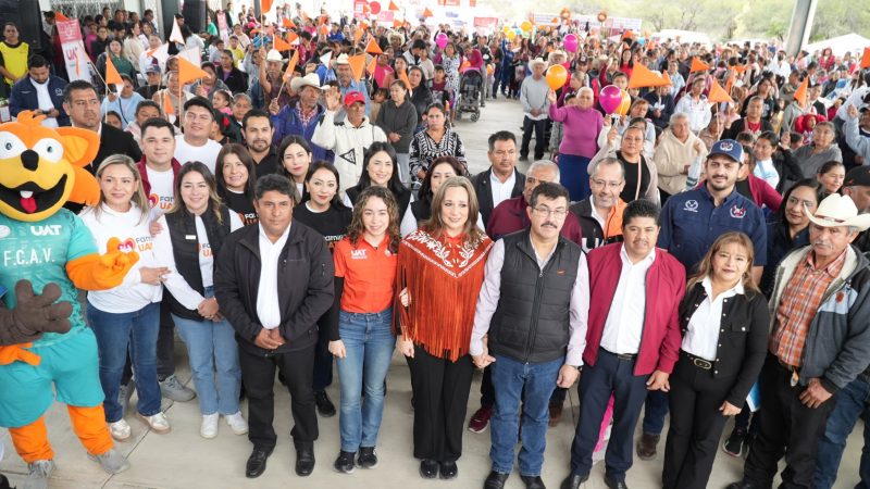 Rector de la UAT inaugura las jornadas “Abrigando Corazones”
