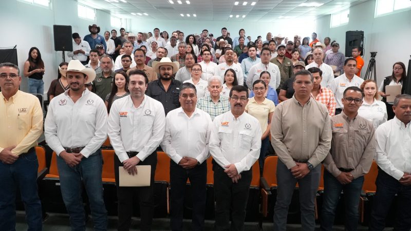 Inaugura Dámaso Anaya curso sobre administración de ranchos