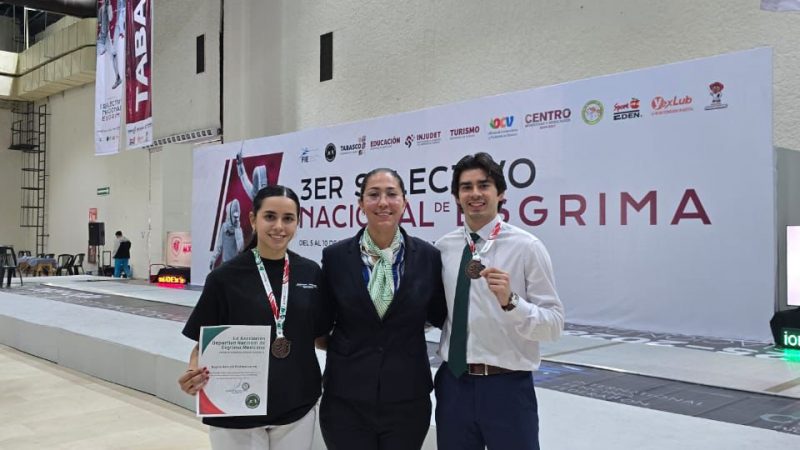 Destacan estudiantes de la UAT en Nacional de Esgrima