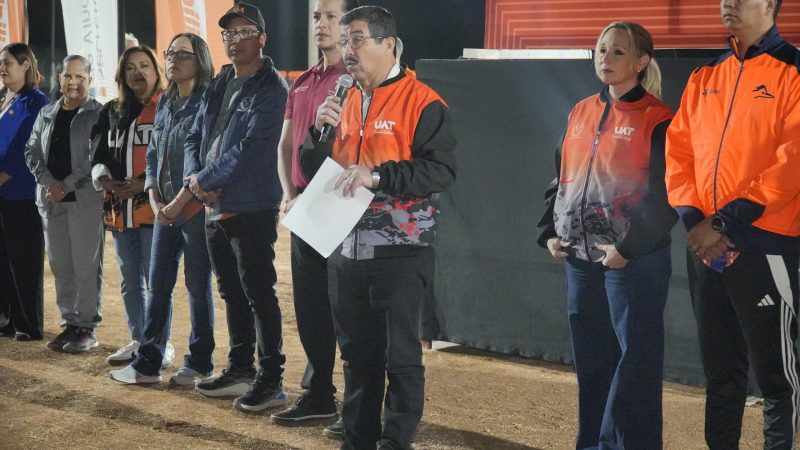 Inaugura rector Dámaso Anaya el Parque Universitario de Softbol de la UAT