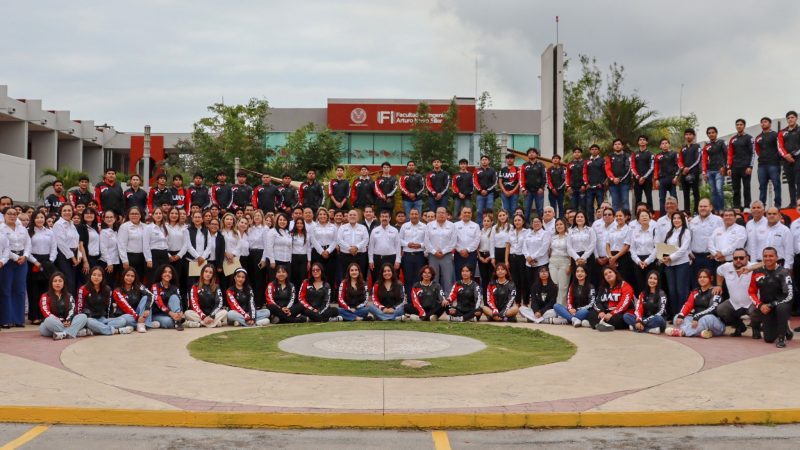 Forma UAT a estudiantes con más competencias para el mercado laboral