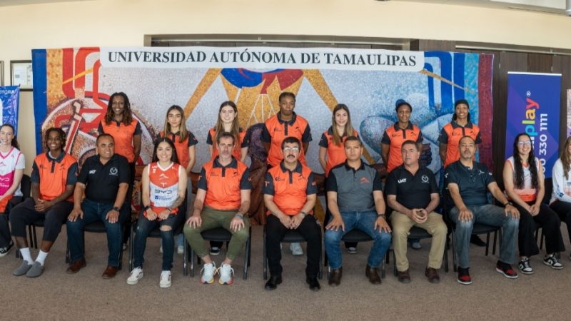 Preside Dámaso Anaya la presentación del CorreBasket Femenil
